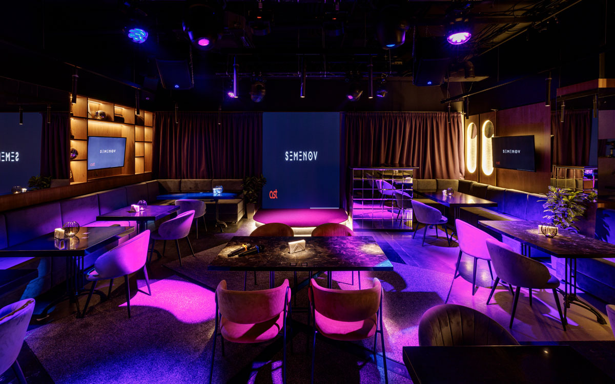 Общий зал караоке — Караоке Semenov в Столешниковом переулке
