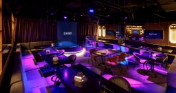 Общий зал караоке