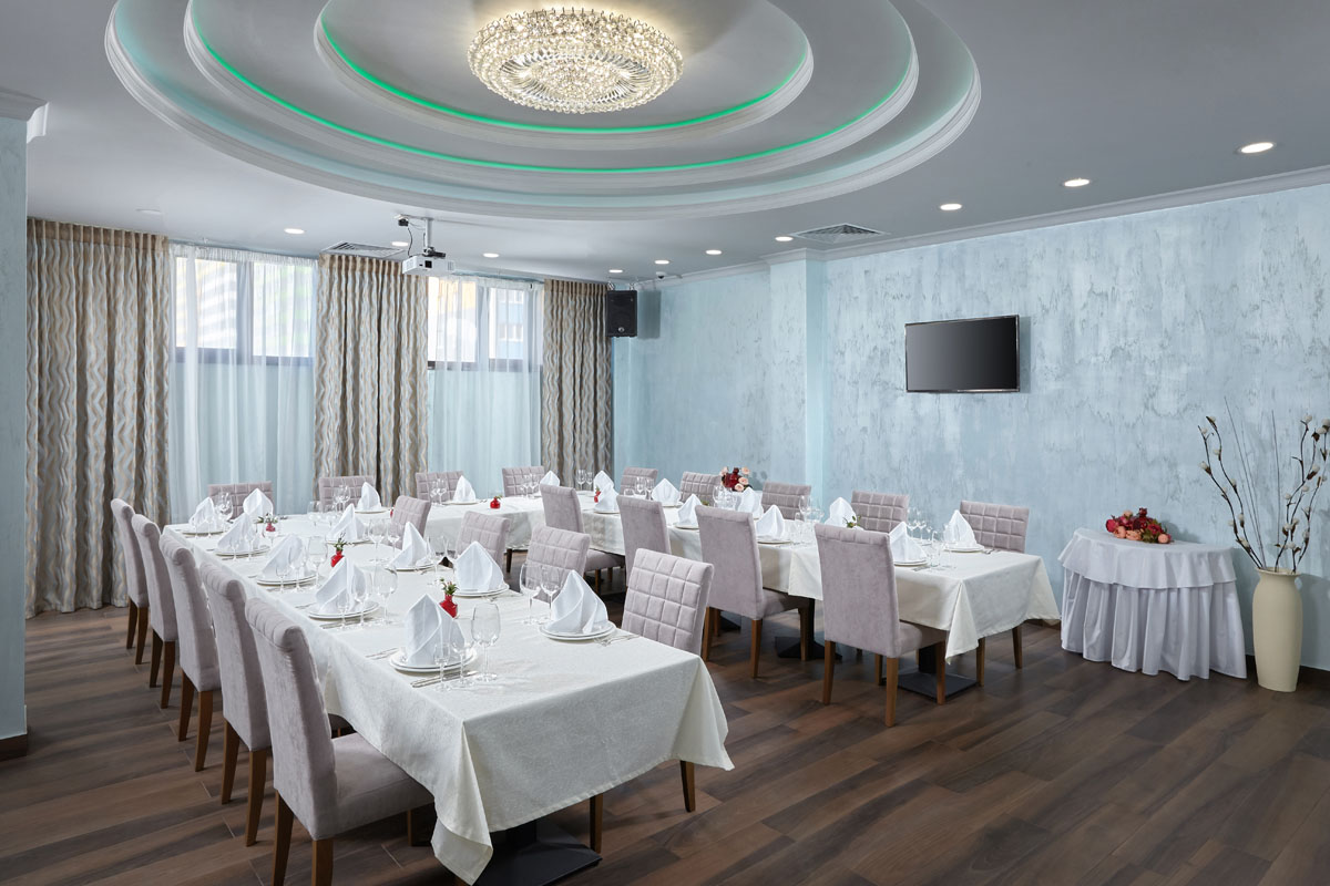 Сапфир — Семейный ресторан Granat