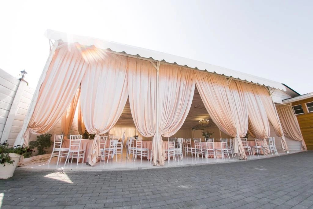 Шатер Ванильное небо — Шатер Ванильное небо, фото банкетного зала