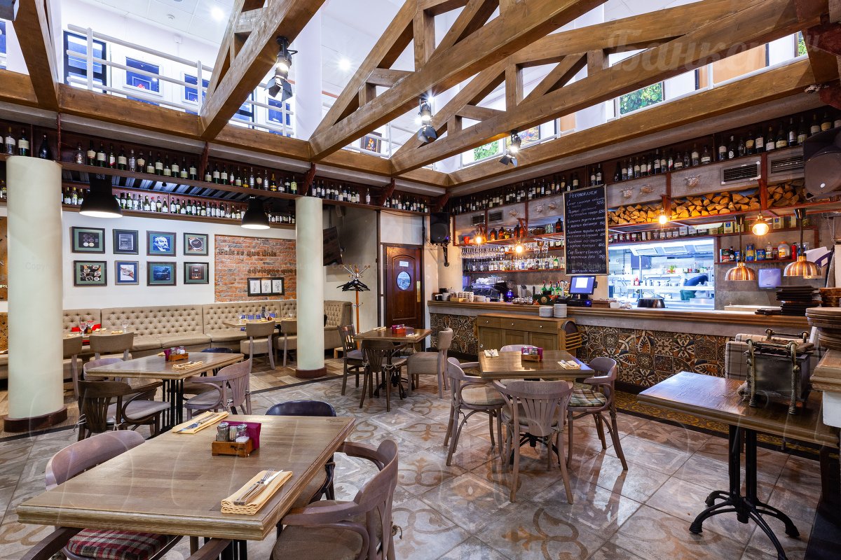 Основной зал — Andy’s Friends