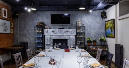 Малый зал/каминный — подробнее о зале