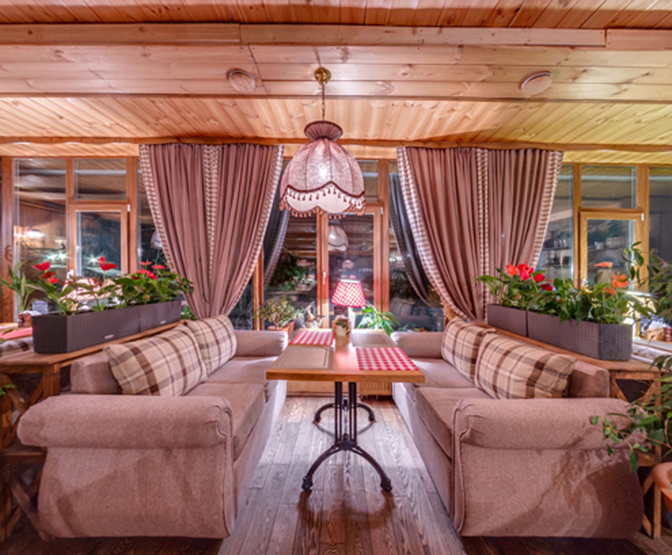 Банкетный зал — Кафе-ресторан  Дача