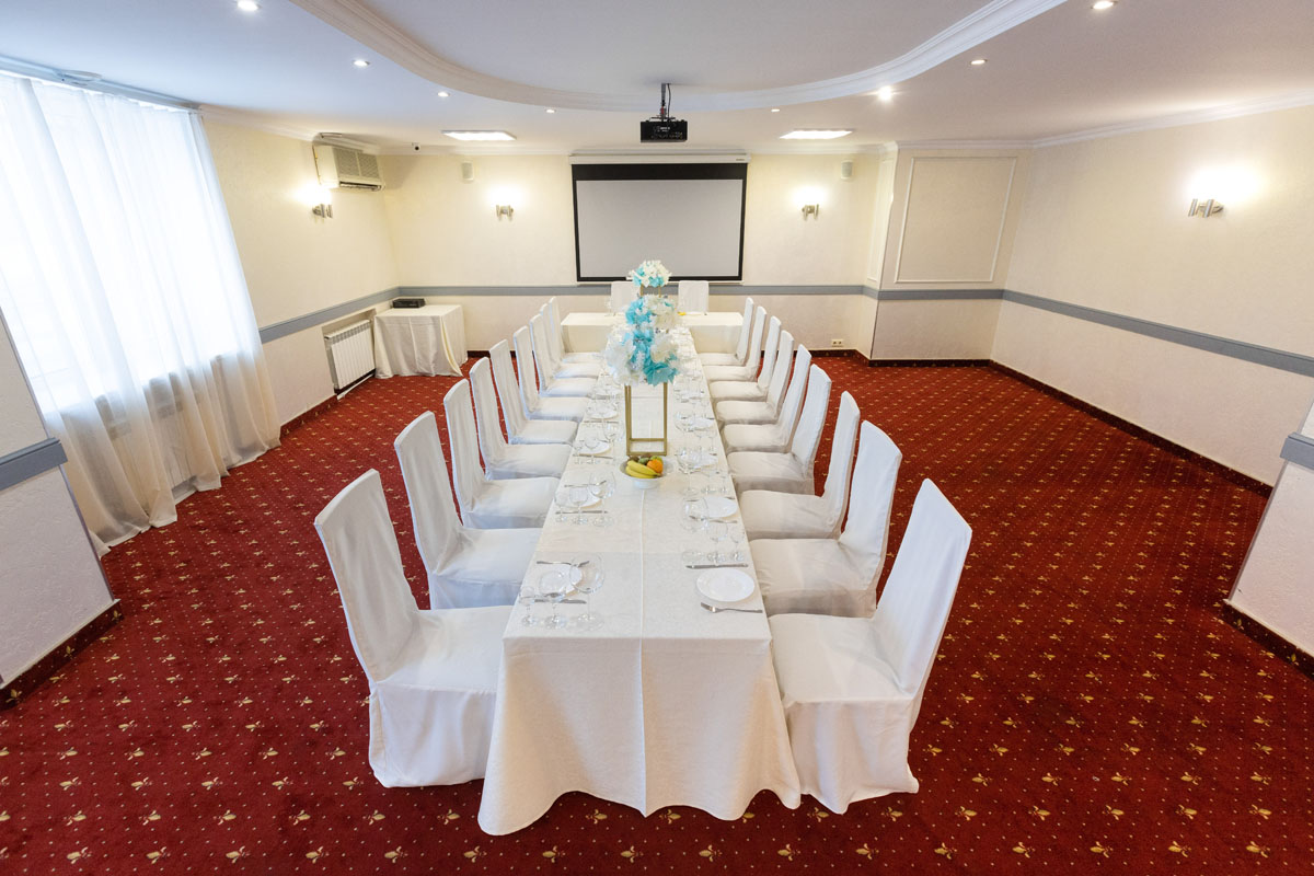 Диалог — Ресторан De Luxe Hall