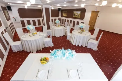 Классик — Ресторан De Luxe Hall
