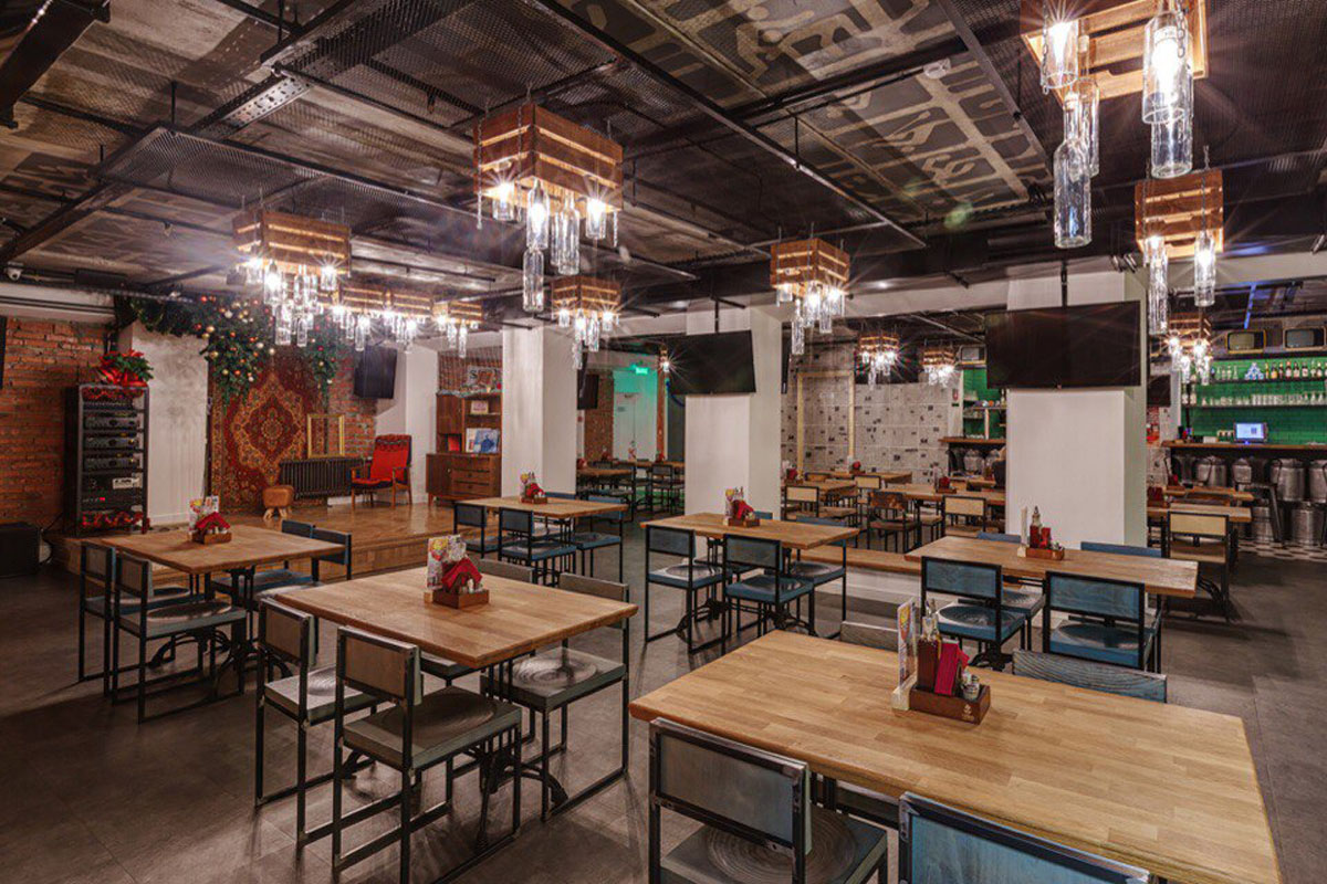 Ресторанный Бар Клуба 1980 — Центральный зал, фото банкетного зала