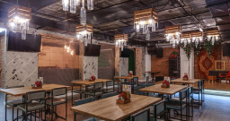 Центральный зал — интерьер зала