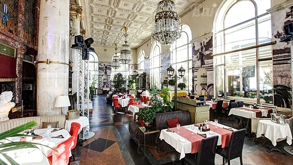 Ресторан Balzi Rossi, Основной зал — фото