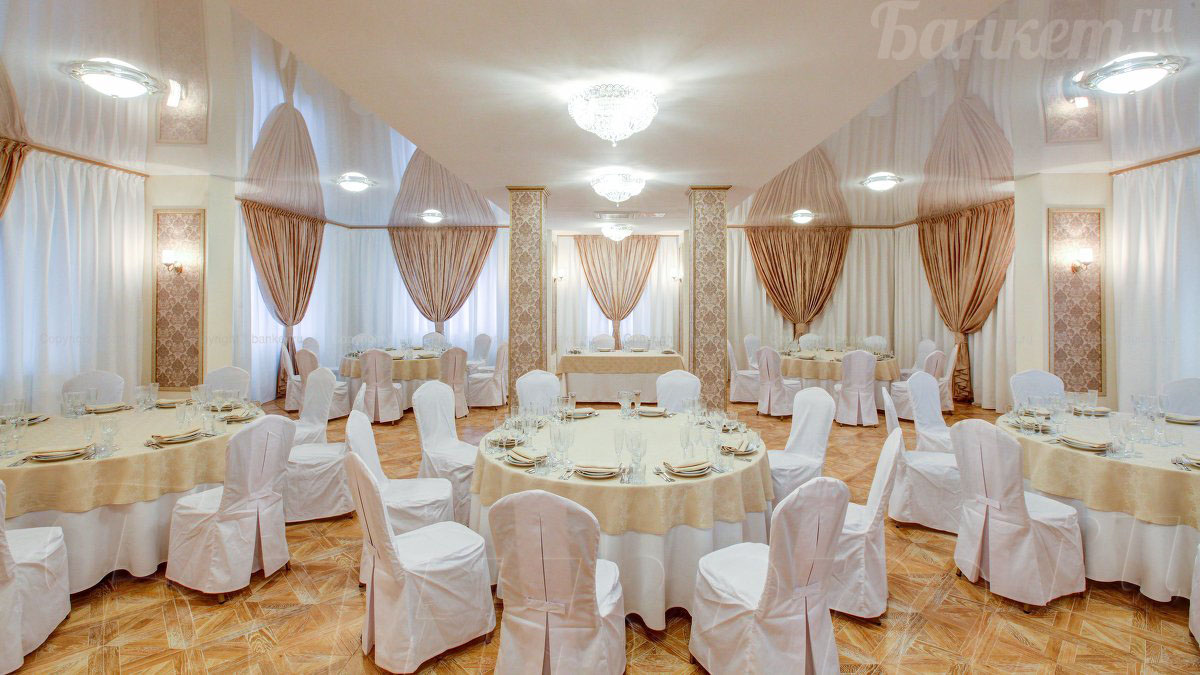 Банкетный зал Виноград — Основной зал, фото банкетного зала