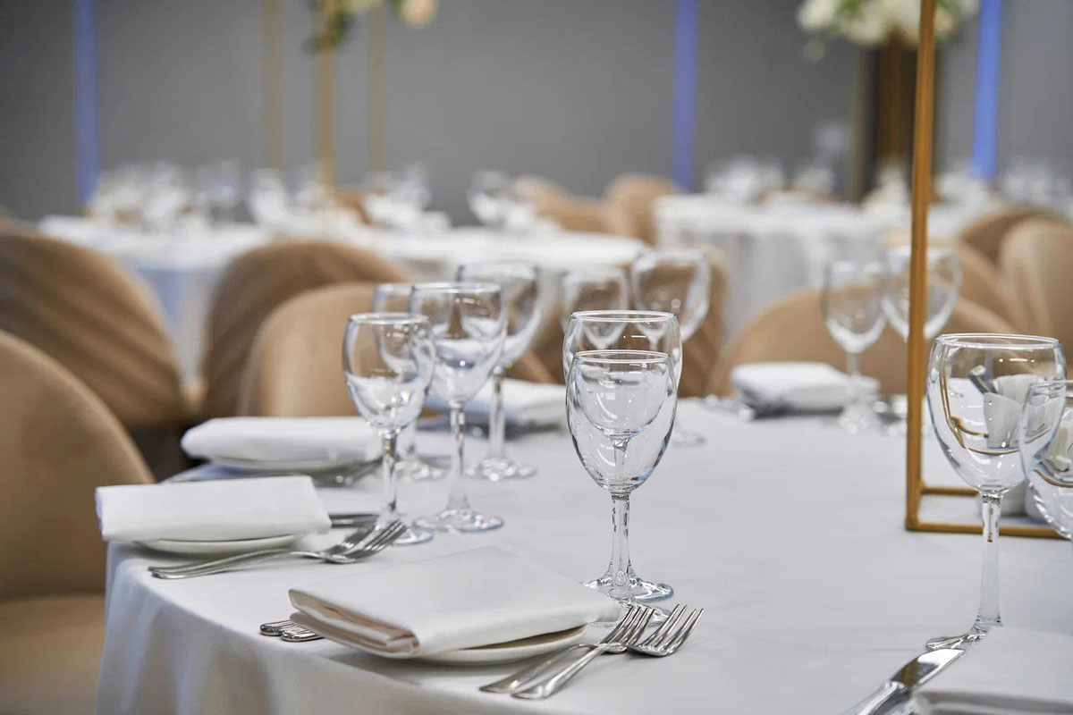 Банкетный зал Платинум — Гранд Авеню (Ресторан Кейс, Банкетный зал Платинум)