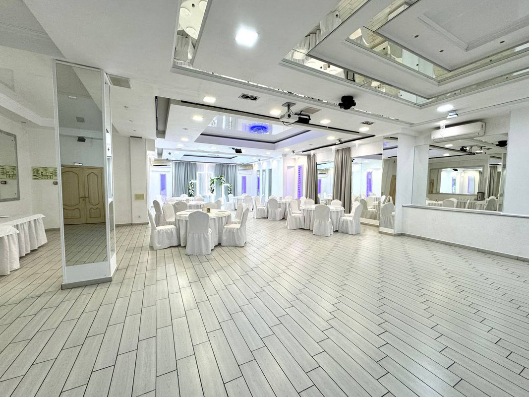 Зеркальный зал — фото 4