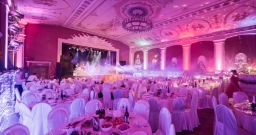 Арт центр Monaclub Арт центр Monaclub — интерьер зала