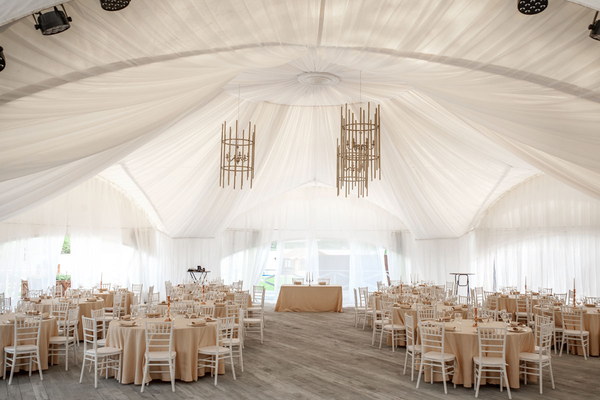 Имение Спасское — Шатер, фото банкетного зала