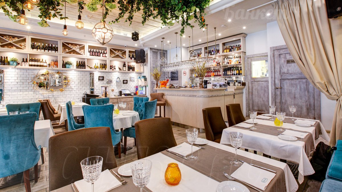 Основной зал — Mentano Cafe