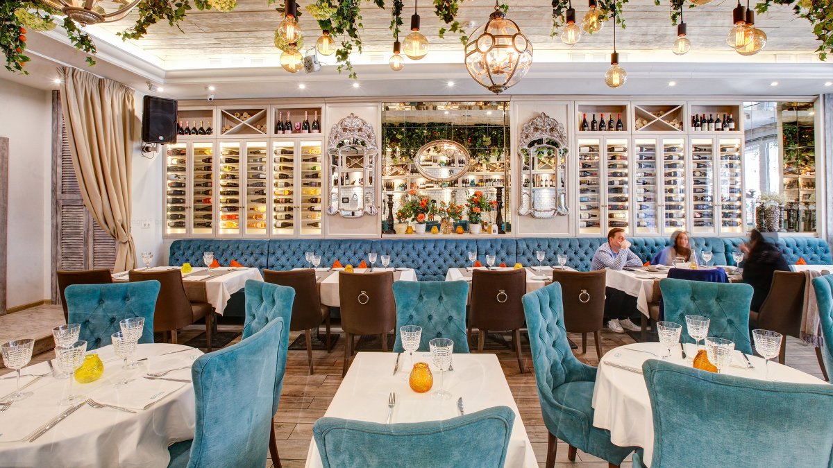 Основной зал — Mentano Cafe