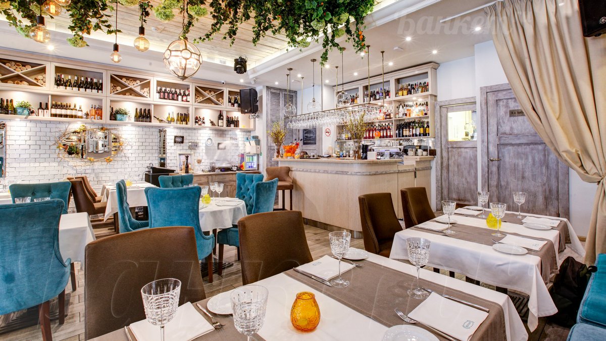 Основной зал — Mentano Cafe