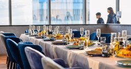 Restaurant 360 Restaurant 360 — интерьер зала