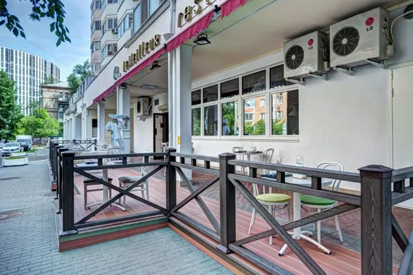 Веранда — подробнее о зале