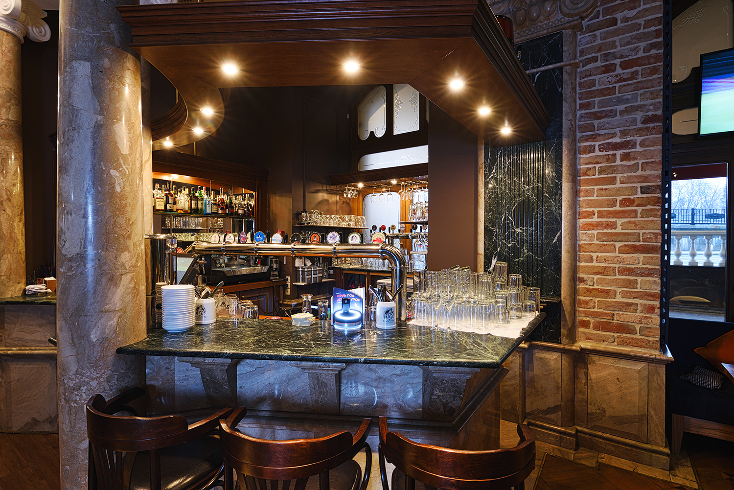 Гамбринус — Большой зал, фото банкетного зала