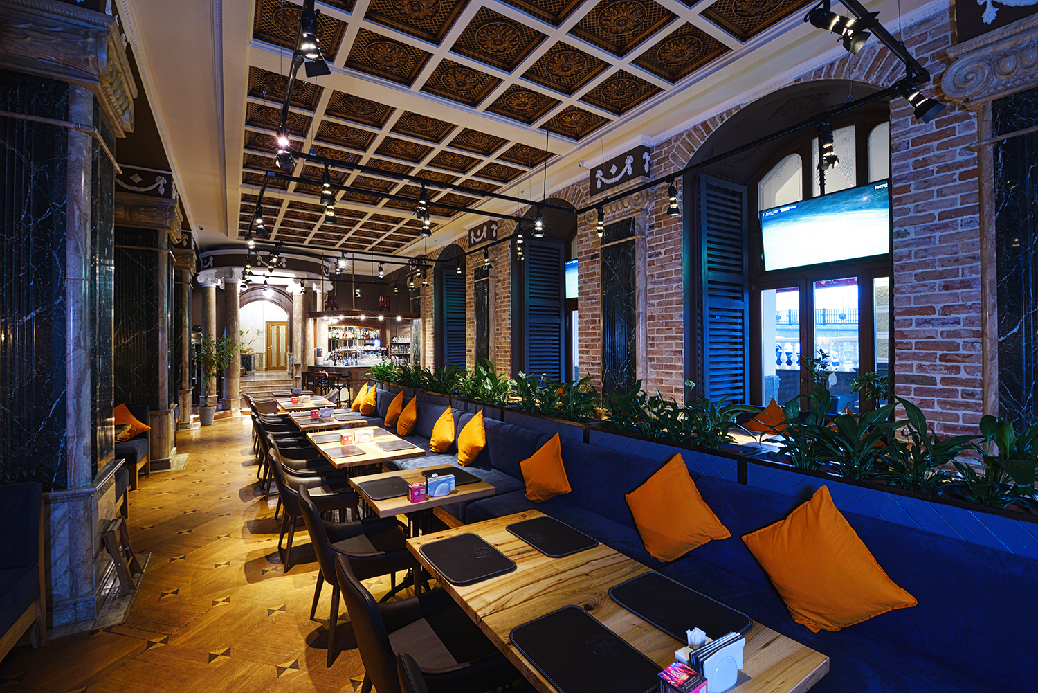 Большой зал — Гамбринус