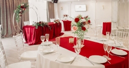 Основной банкетный зал Основной банкетный зал — интерьер зала