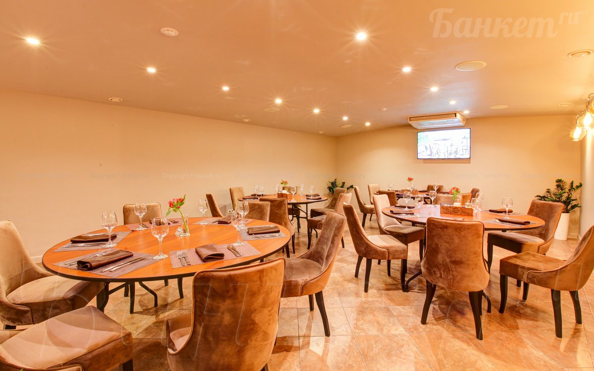 Resto Bar Gaz — Основной банкетный зал, фото банкетного зала