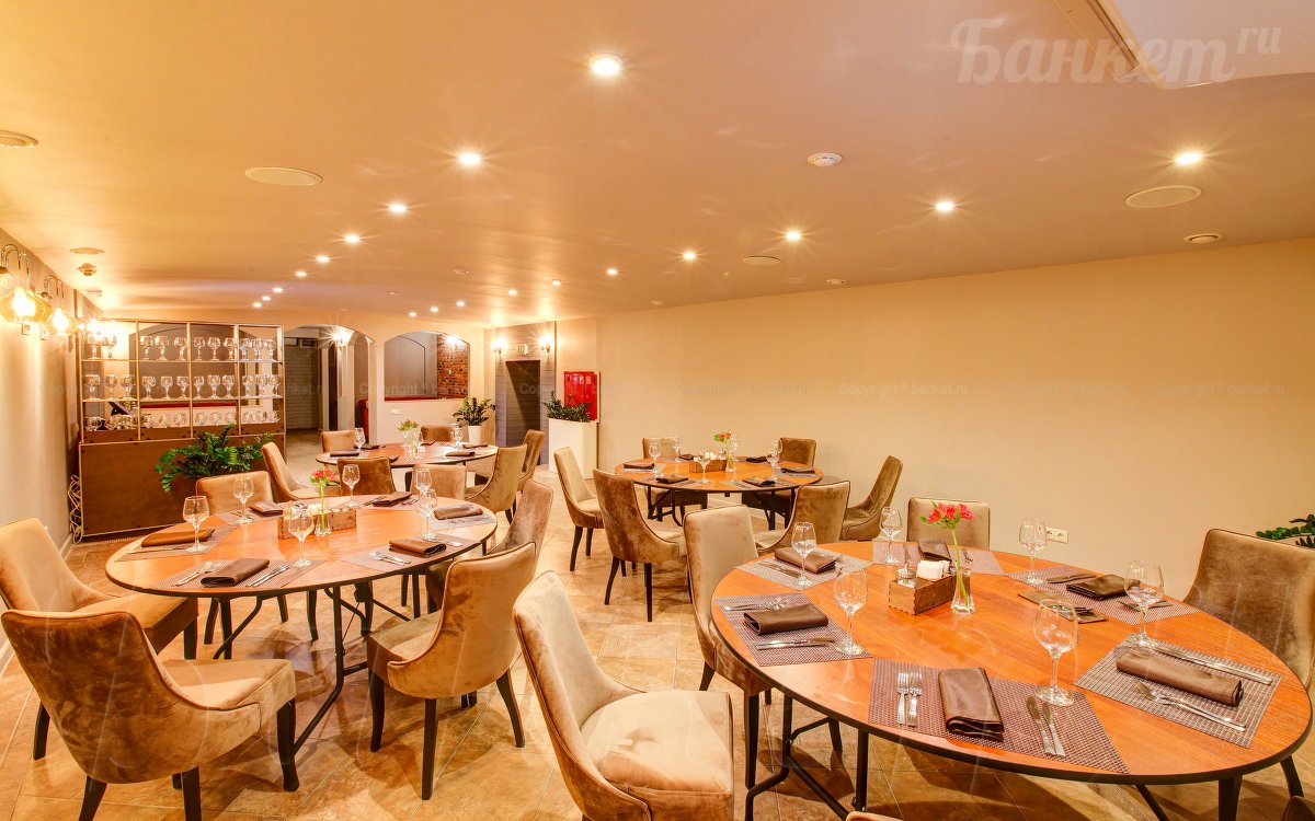 Основной банкетный зал Основной банкетный зал — фото 10