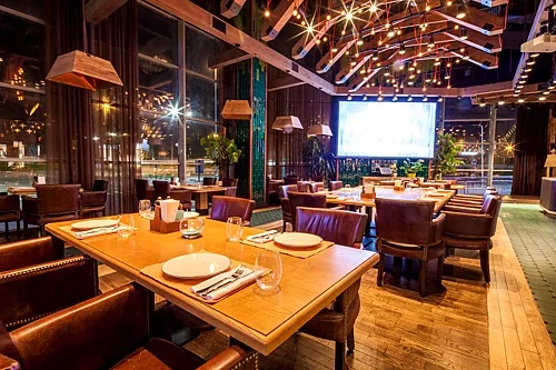 Основной зал — Granat Lounge