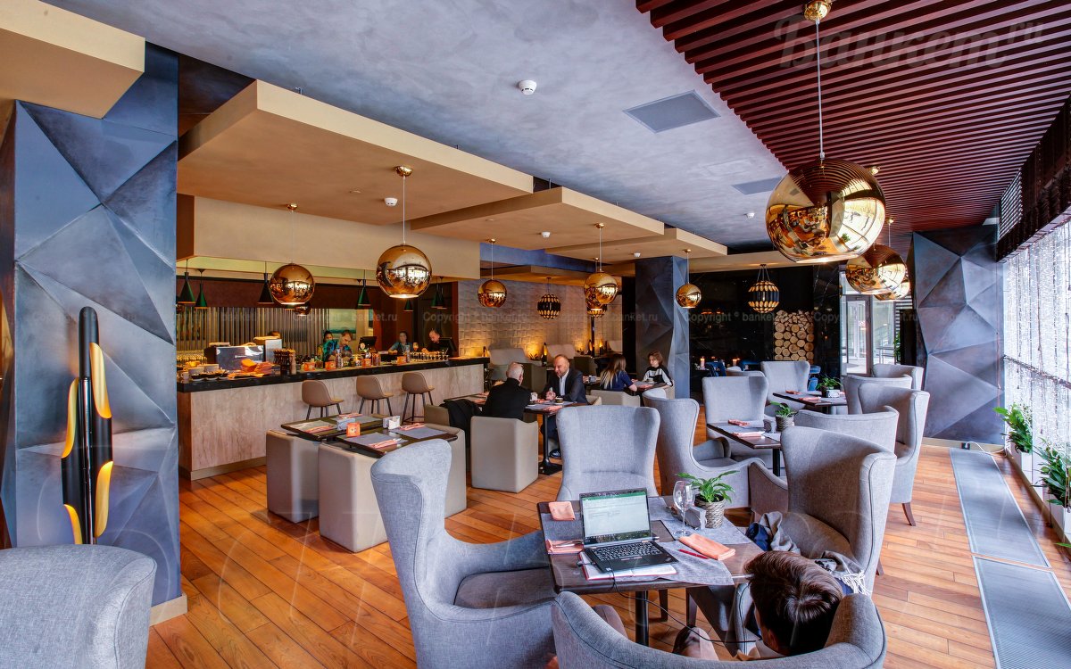 Зал один, лауж зона, зона с камином, бар — фото 21