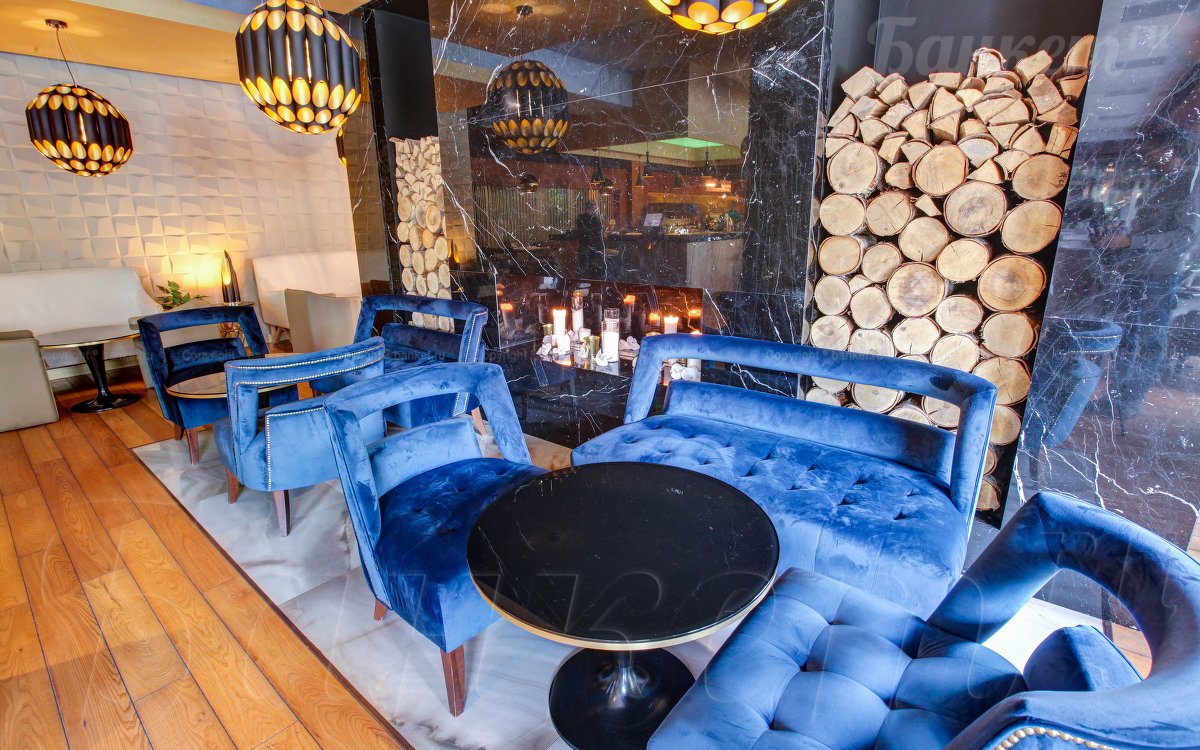 Зал один, лауж зона, зона с камином, бар — фото 32
