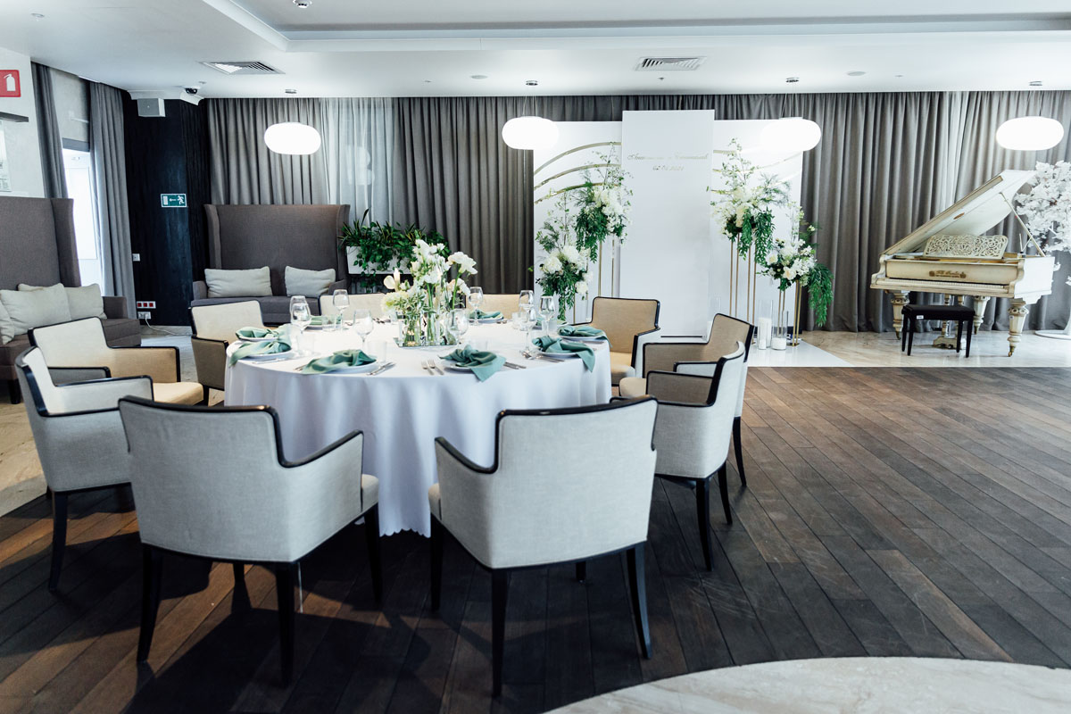 Ресторан — Ресторан Доктор на крыше