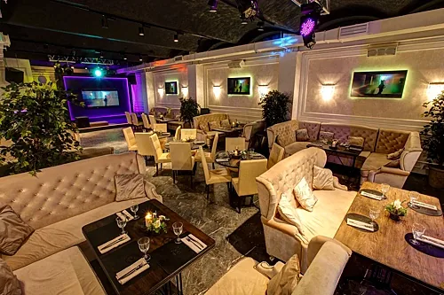 Основной зал — Show rooms