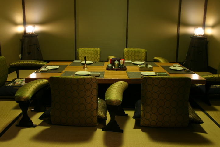 1 — Ресторан Мисато