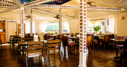 Ресторан Северное сияние — интерьер зала