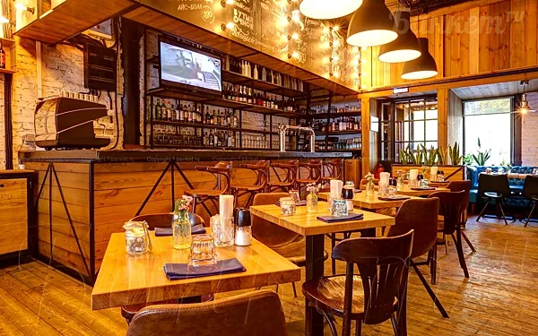 Лофт Дружба — Iskra Bar, Москва
