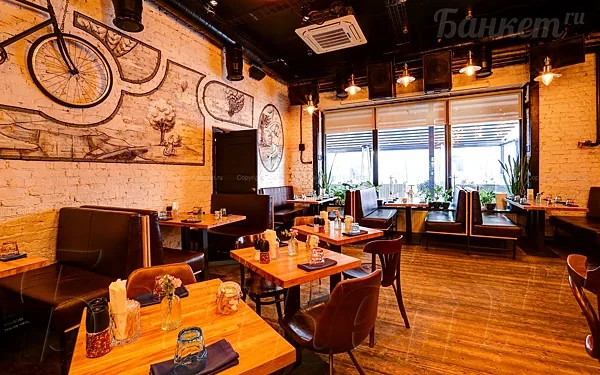 Лофт Дружба — Iskra Bar, Москва