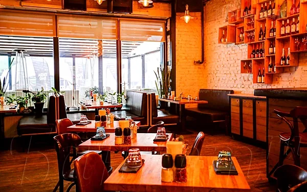 Лофт Дружба — Iskra Bar, Москва