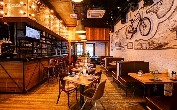 Лофт Дружба — Iskra Bar, Москва