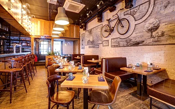 Лофт Дружба — Iskra Bar, Москва