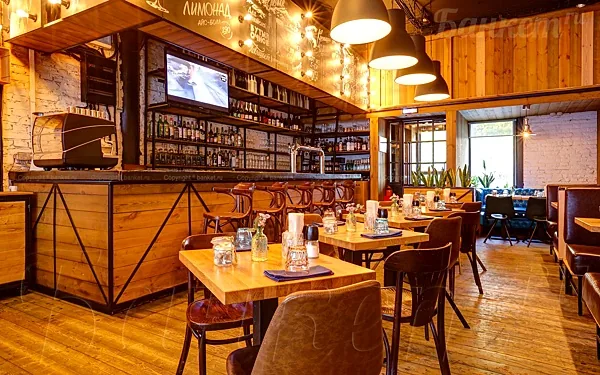 Лофт Дружба — Iskra Bar, Москва