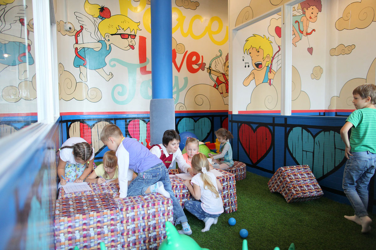 Общая зона — Семейное кафе АндерСон парк Царицыно