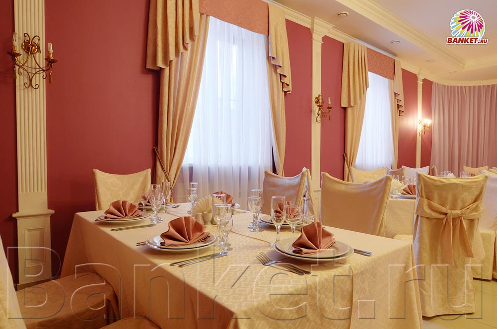 Бордовый зал — Ресторан Реутов