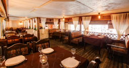 Балкон Балкон — интерьер зала