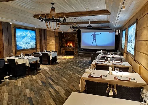 Каминный зал — Chalet Country Club