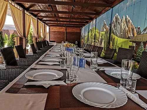 Альпийская веранда с барбекю зоной — Chalet Country Club
