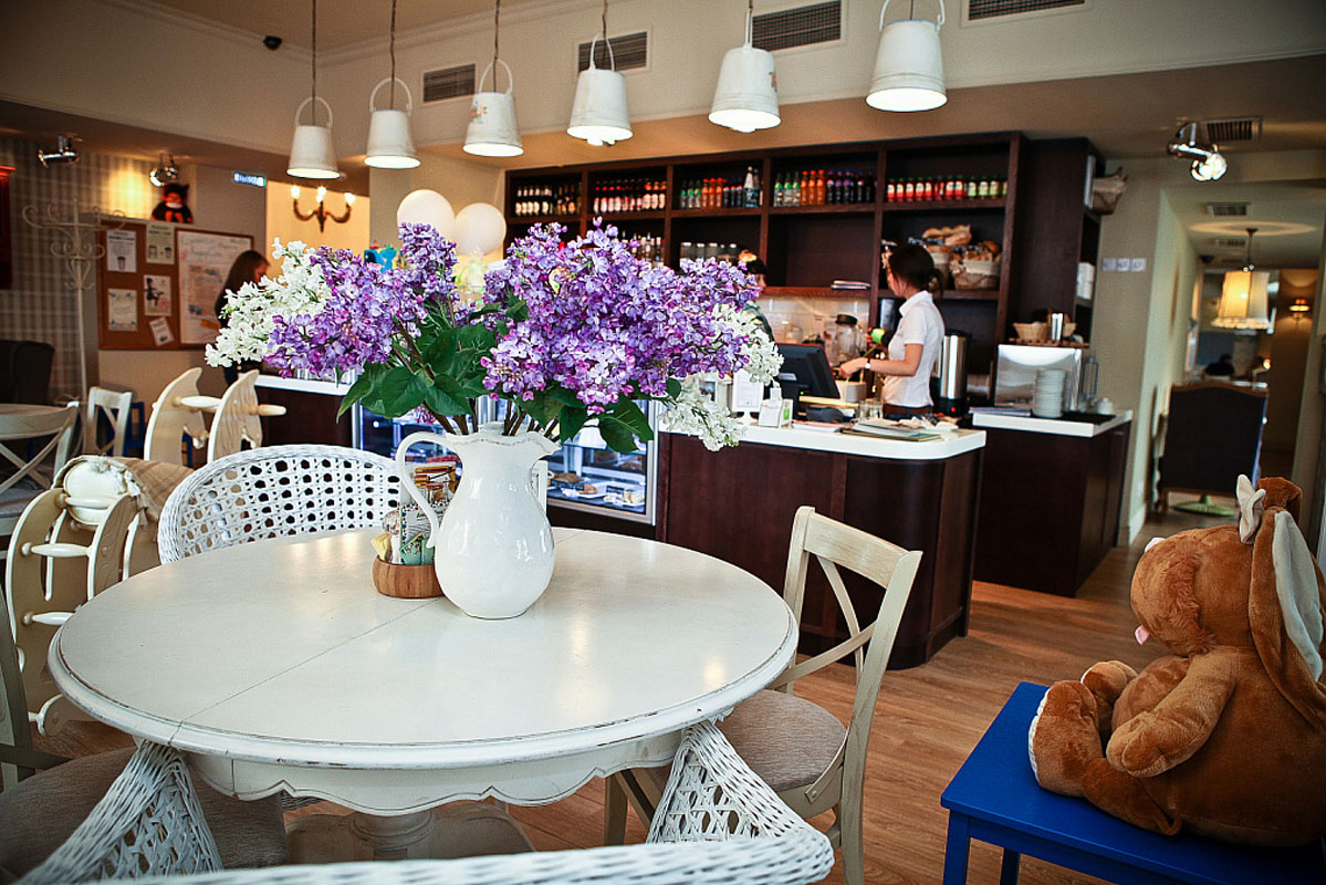 Кафе — Семейное кафе АндерСон Братиславская