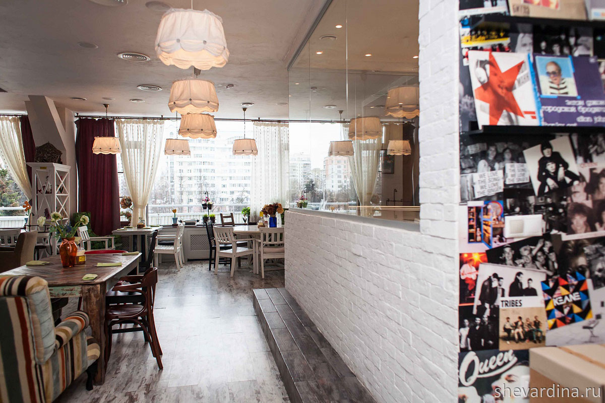 Большой зал Пэчворк — Семейное кафе АндерСон Зеленоград