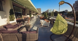 Летний балкон — интерьер зала