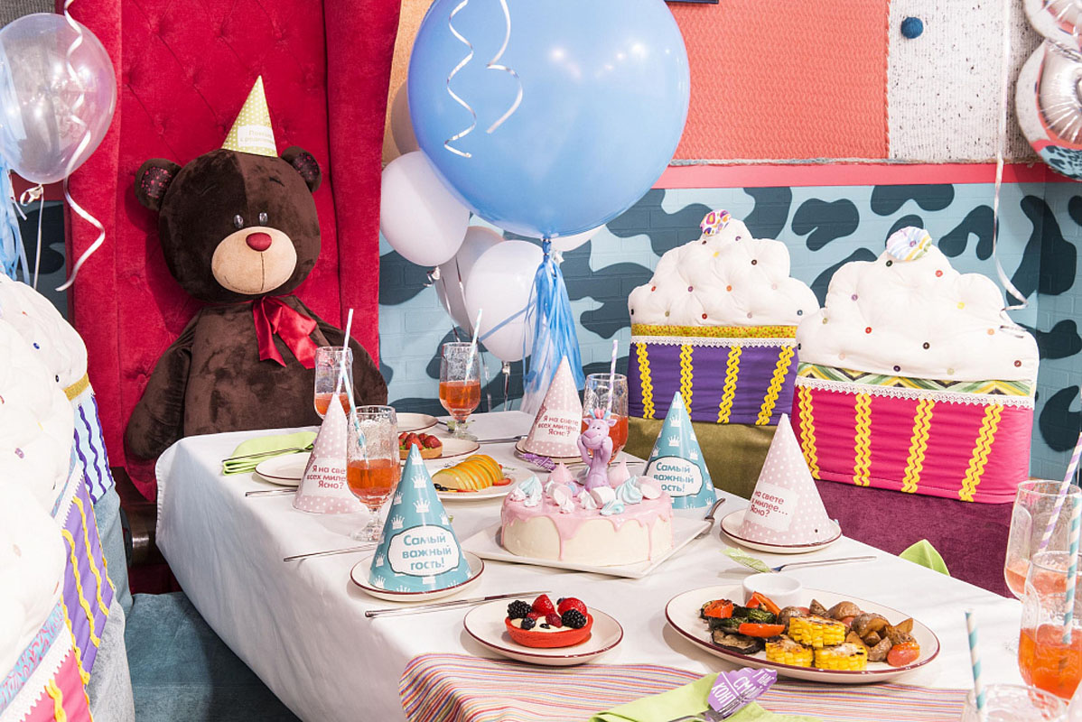 Семейное кафе АндерСон Медведково — Зал Клубки, фото банкетного зала