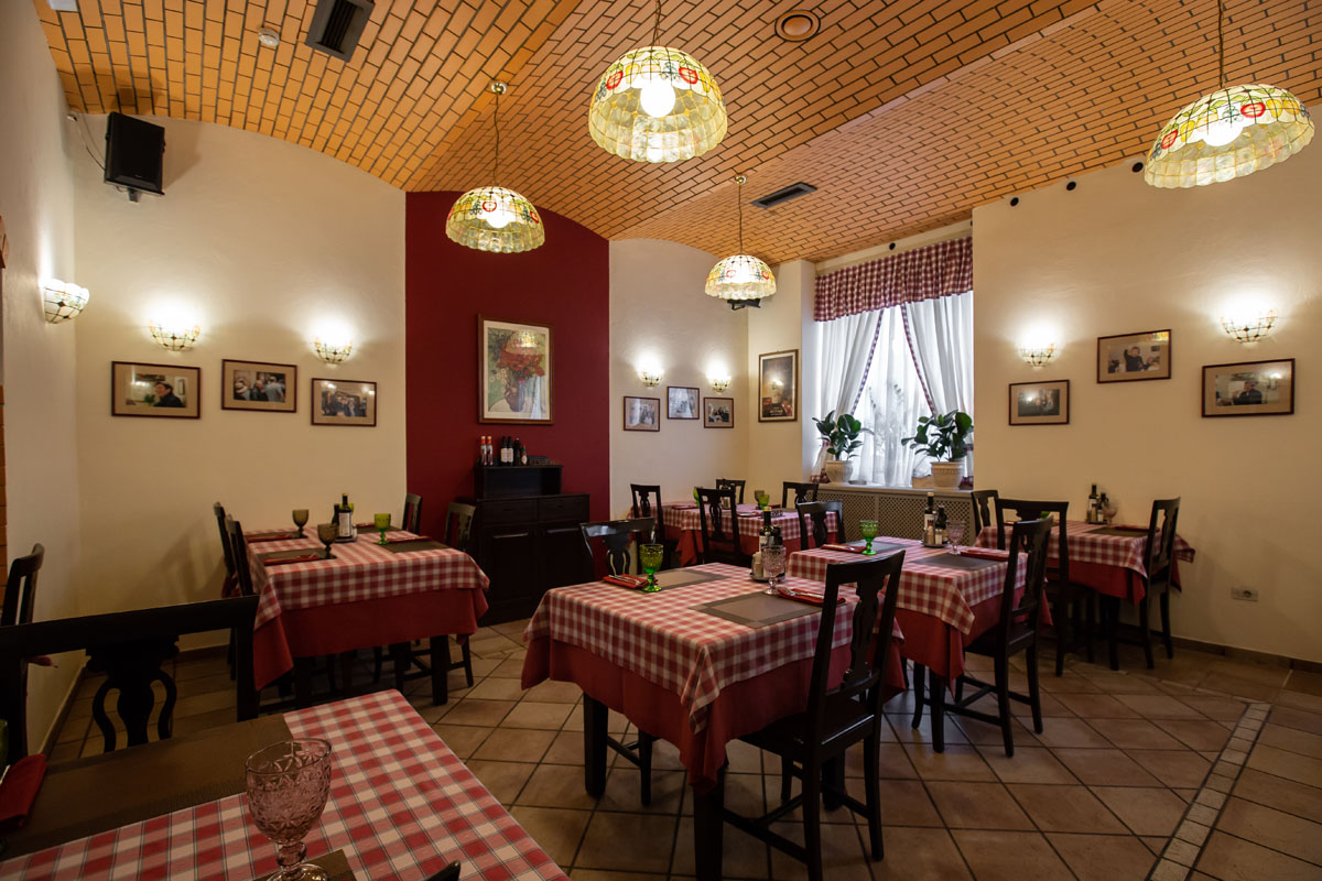 Малый зал — Траттория Да Чикко / Da Cicco